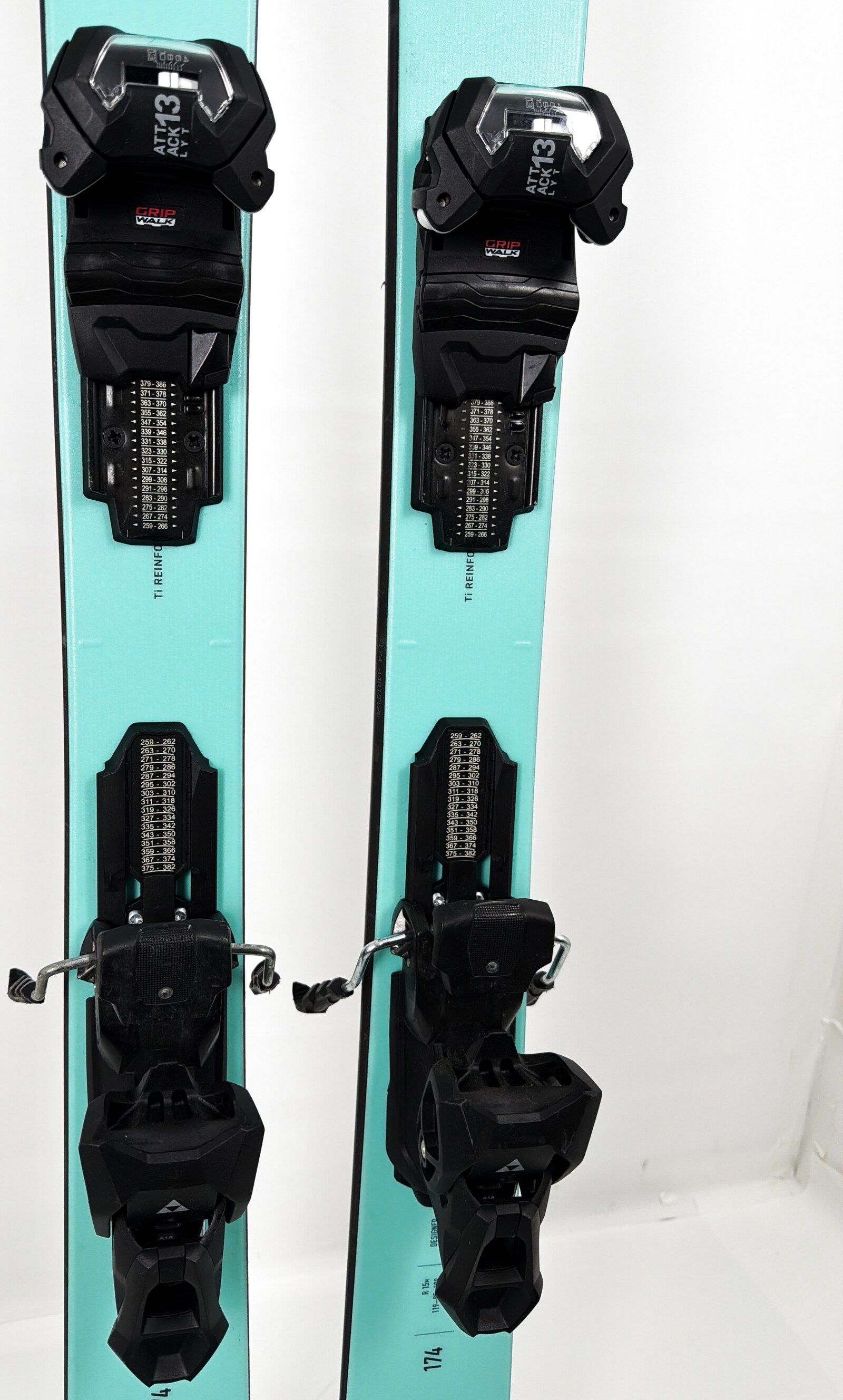 2027 Fischer Ranger 84 Skis Mid