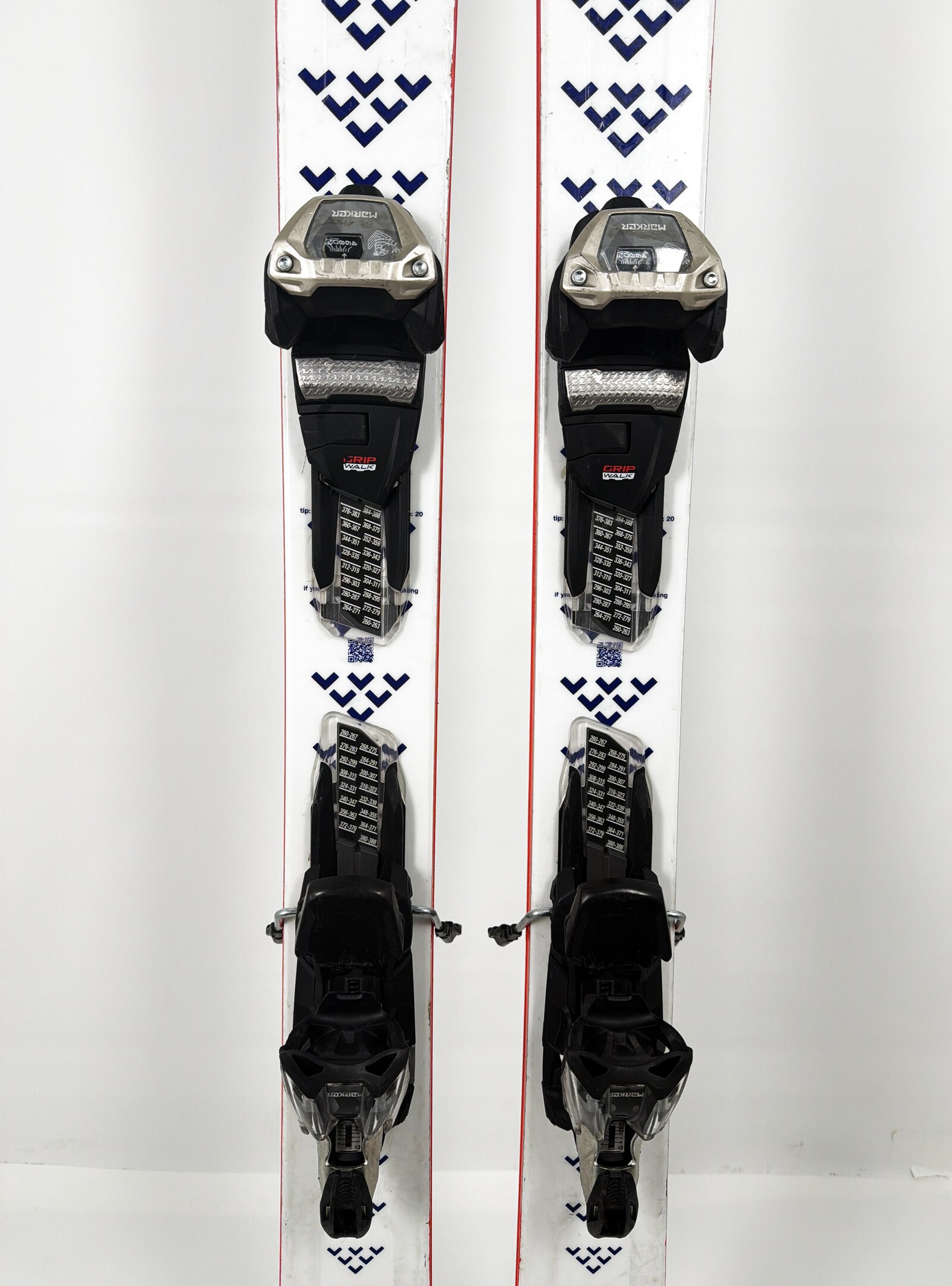 2024 Black Crows Serpo Skis Mid