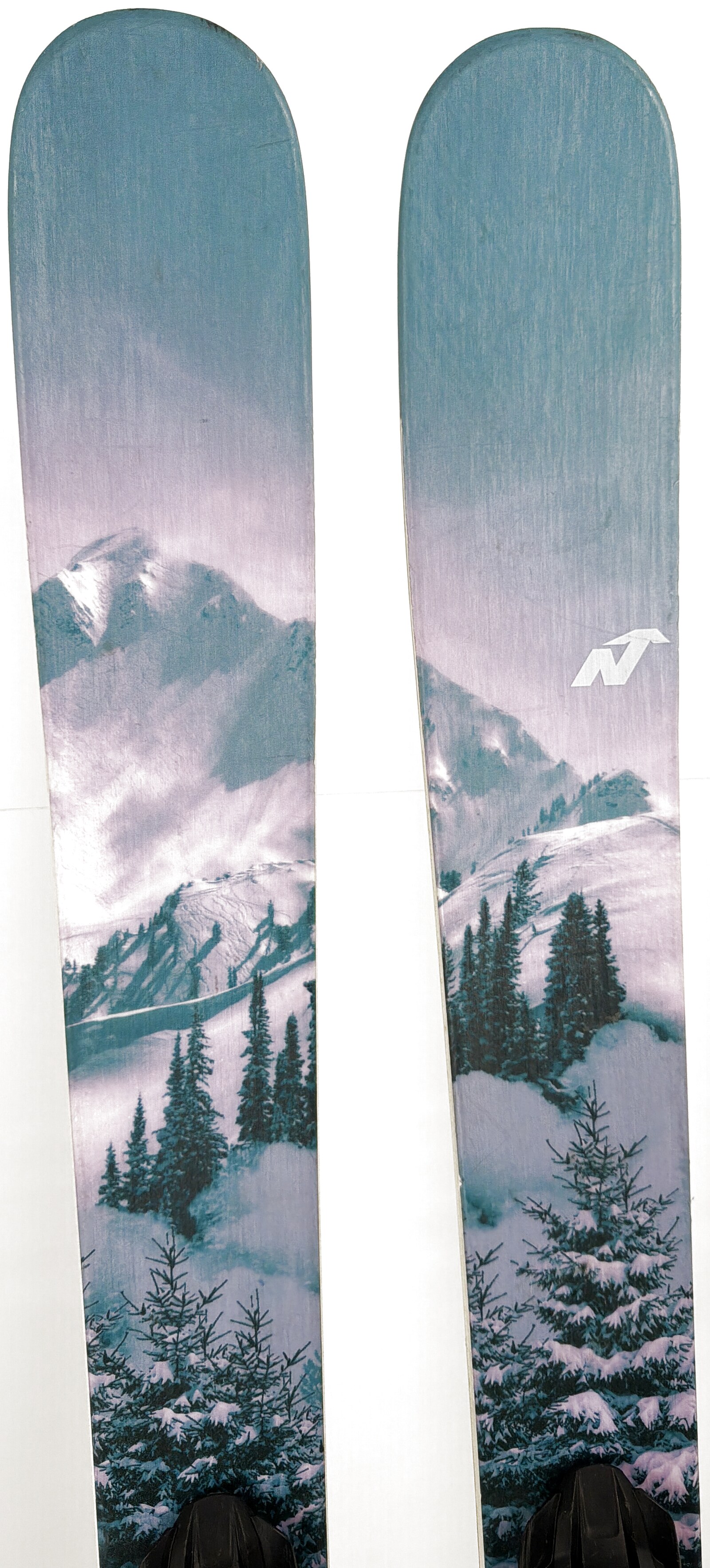 2024 Nordica Santa Ana 88 Skis Tip
