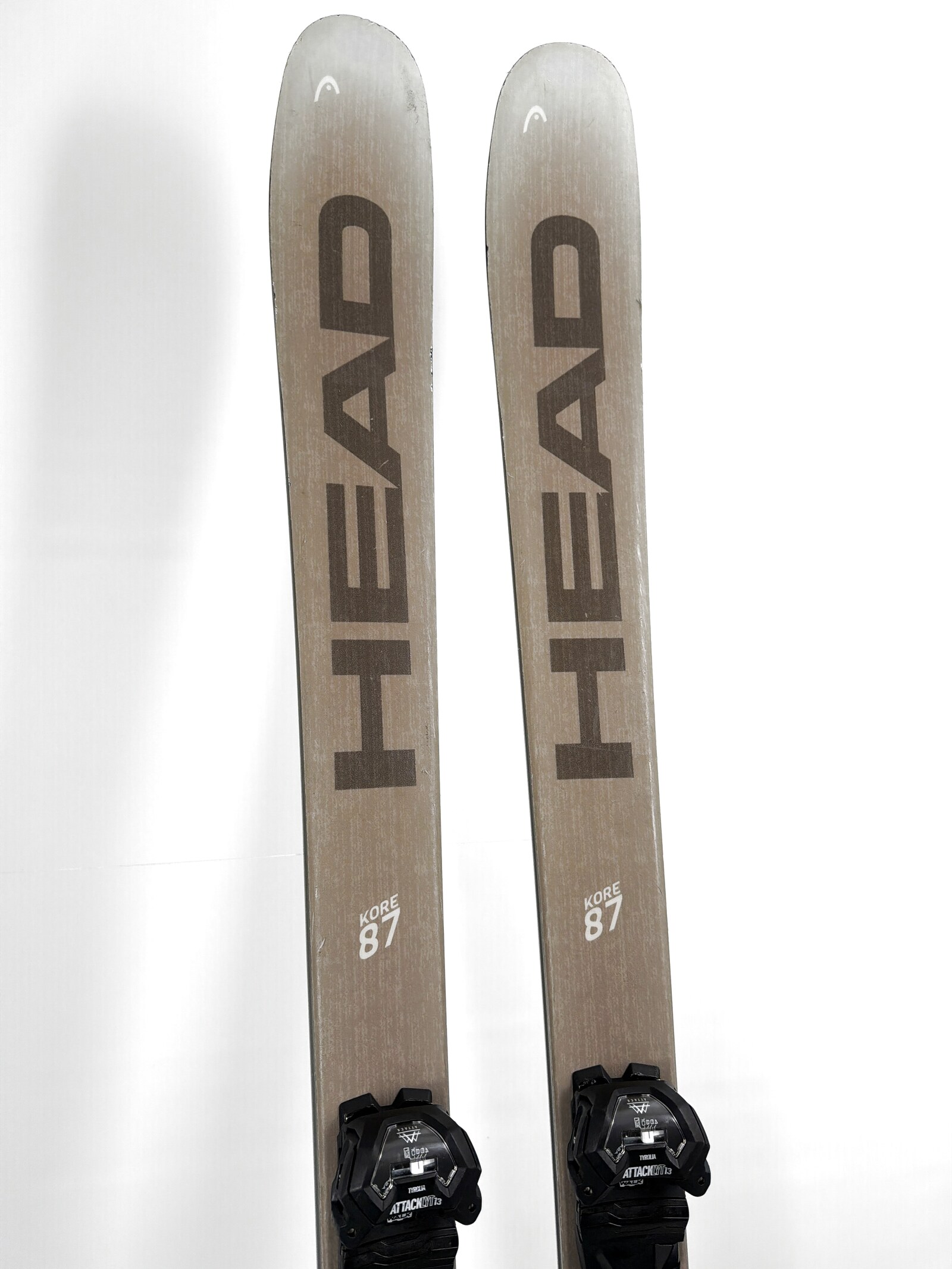 2025 Head Kore 87 Skis Tip