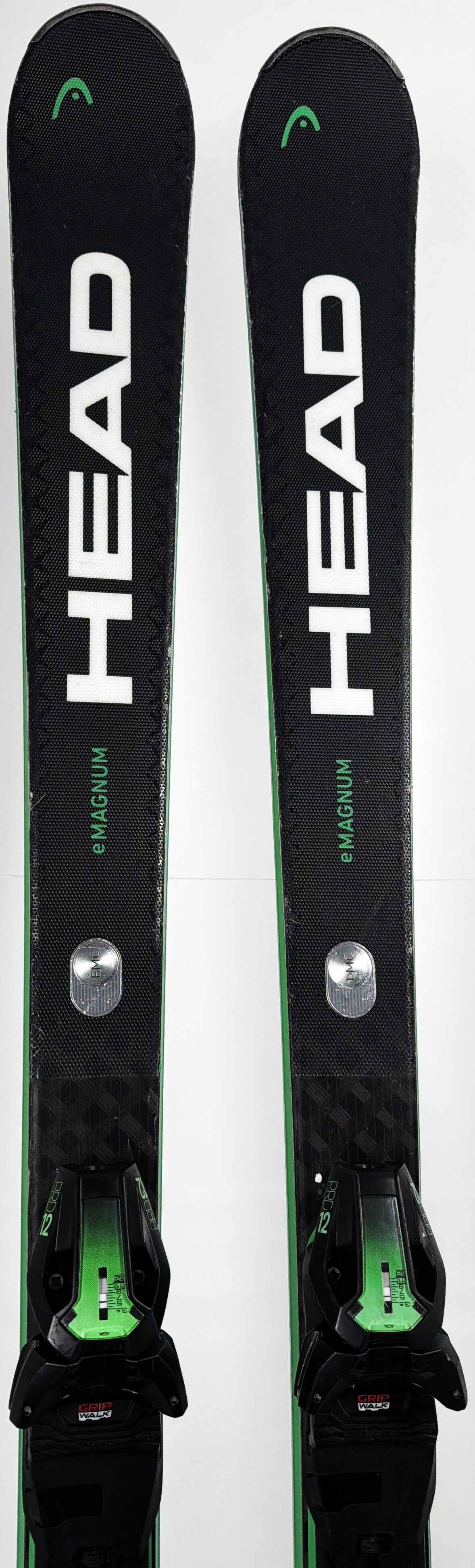 2026 Head Supershape e Magnum Skis Tip