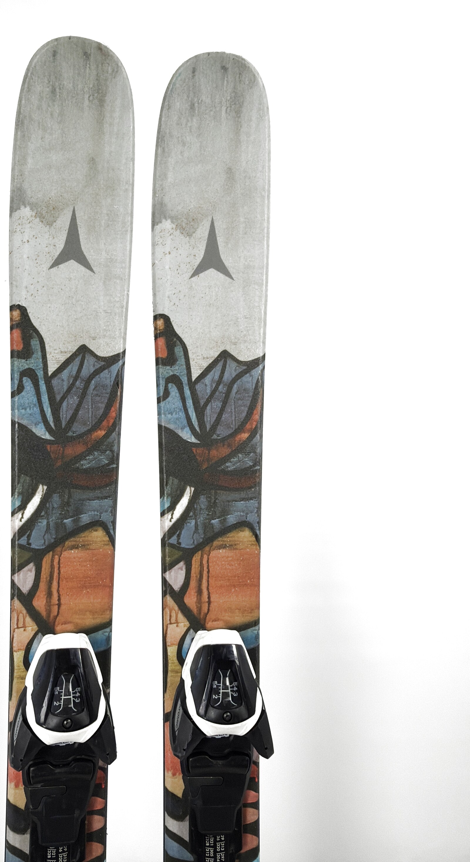 2026 Atomic Bent Jr Skis Tip