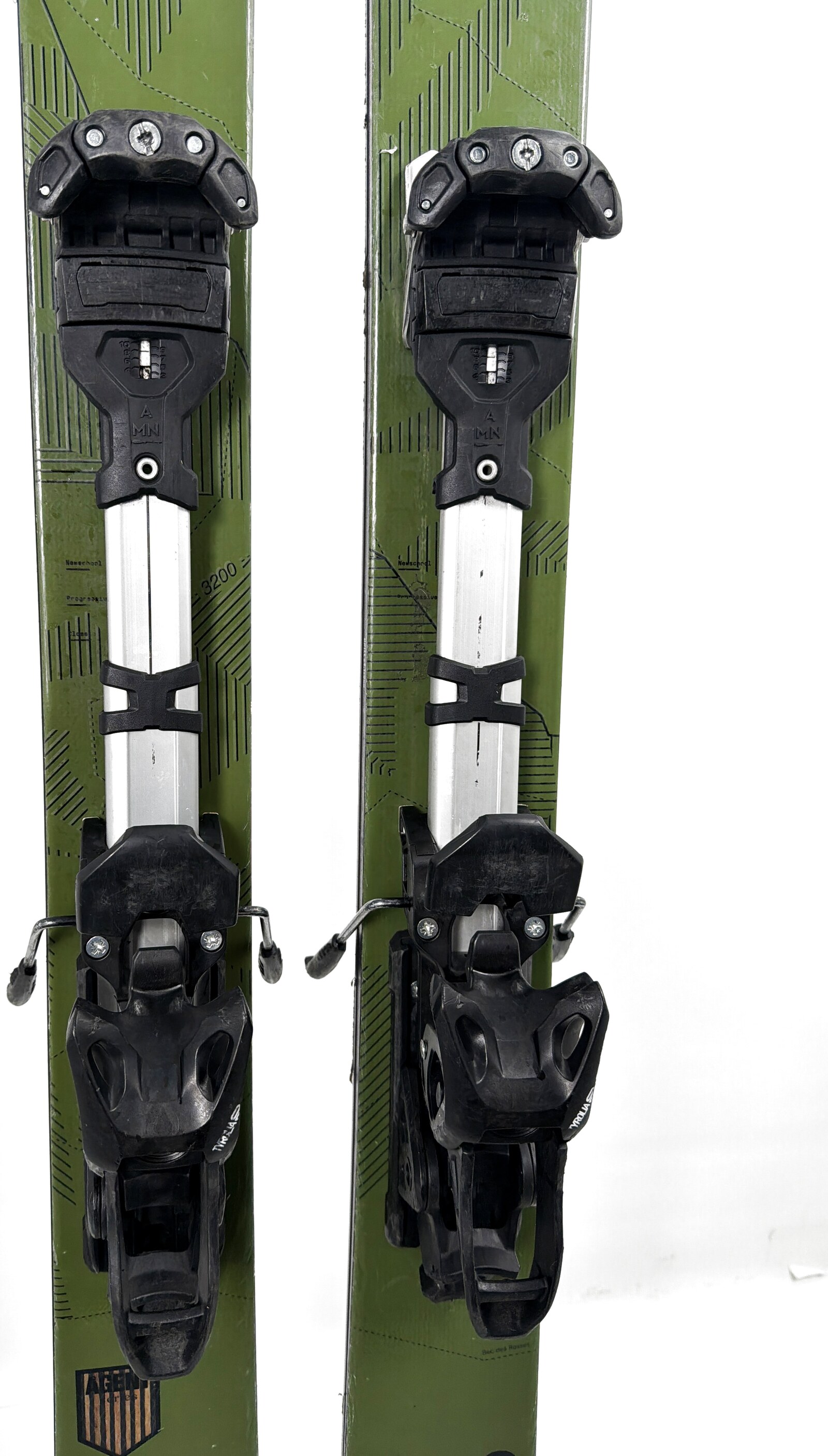 2025 Faction Agent 2.0 Skis Mid