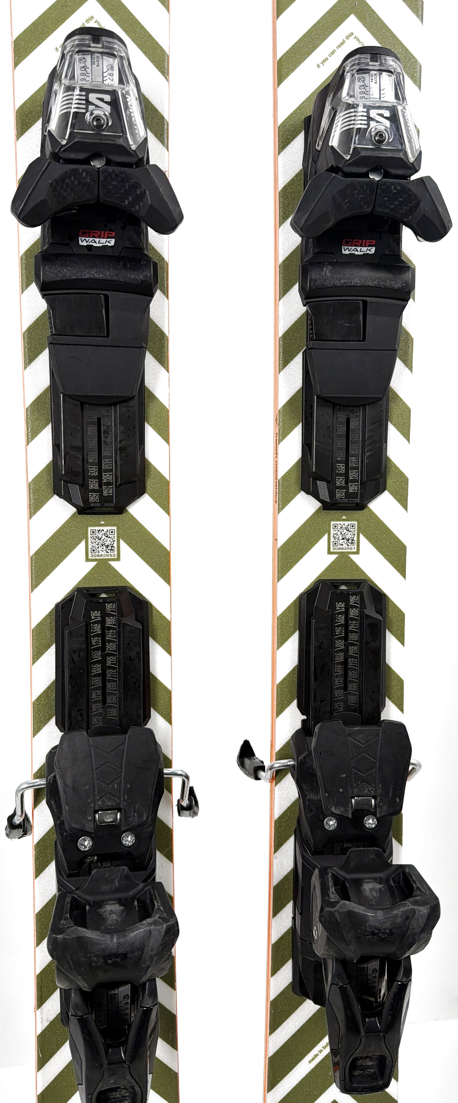 2026 Black Crows Sato Skis Mid