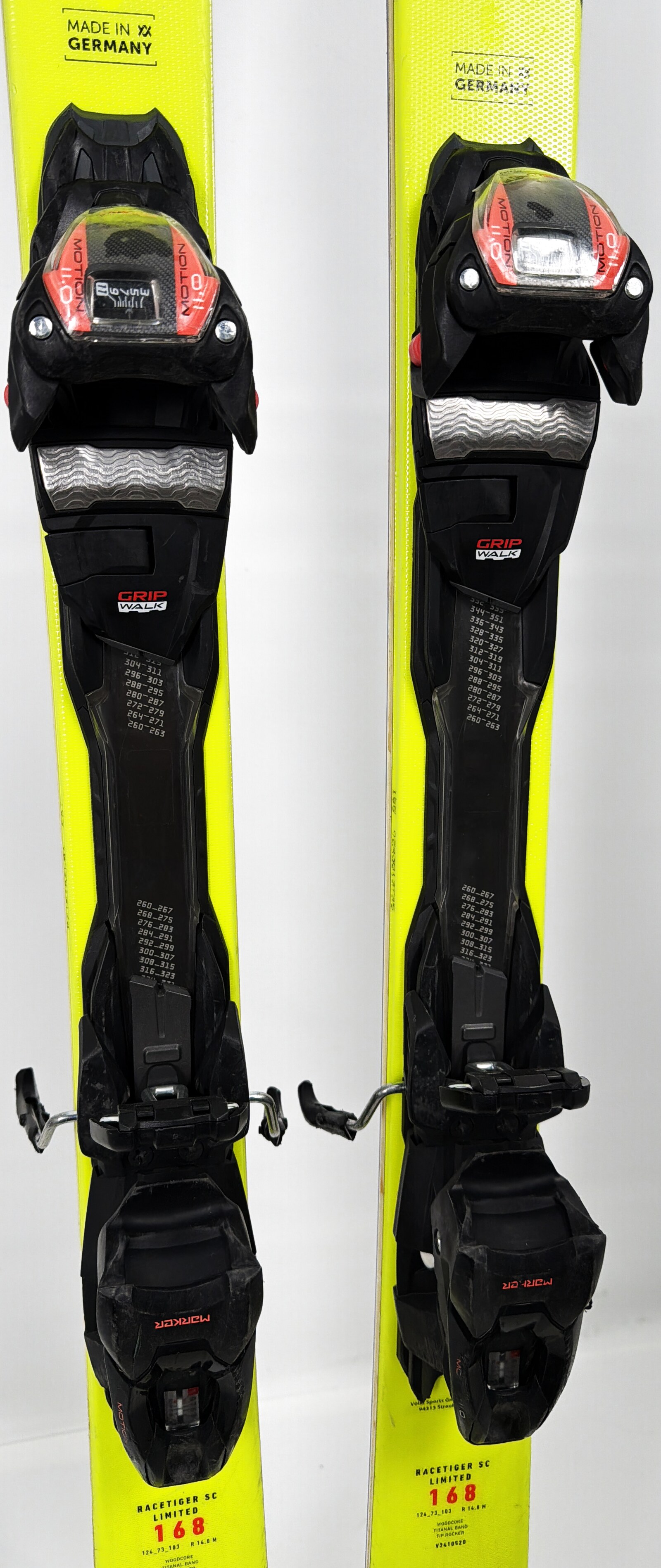 2025 Volkl Racetiger SC Limited Skis Mid