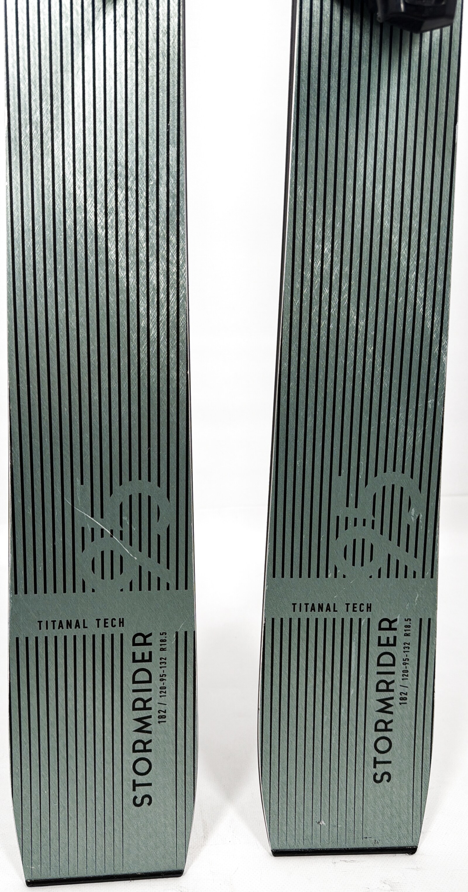2025 Stockli Stormrider 95 Skis Tail