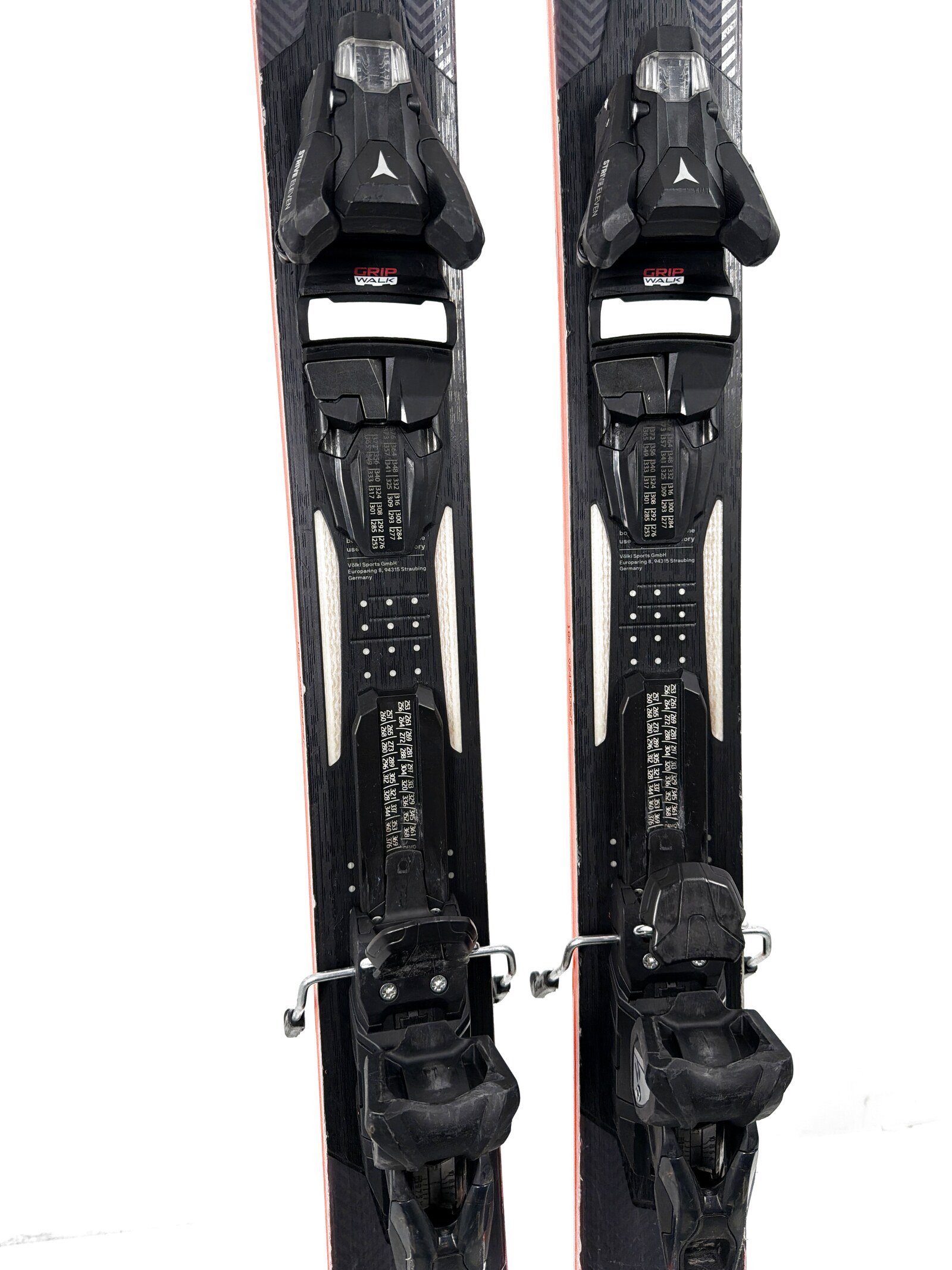 2025 Volkl Blaze 94 Skis Mid