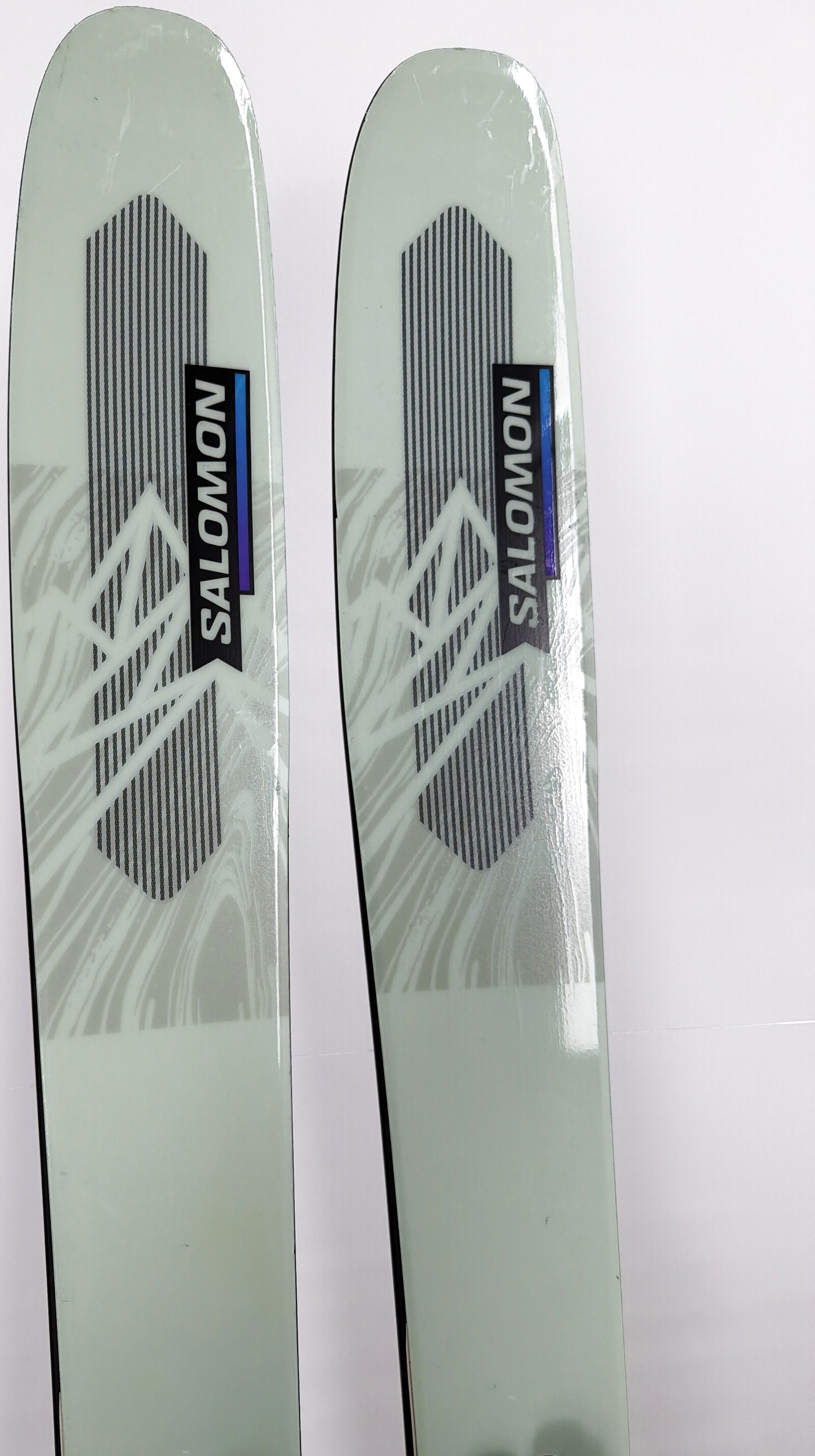 2023 Salomon QST Lumen 98 Skis Tip